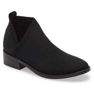 Eileen Fisher Vero Cuoio Davie Knit Stretch Bootie Cutout Ankle Boots 6.5
